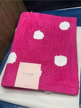 KATE SPADE Pink w/ White Dots Bath Rug 21" X 34" (Brand New)